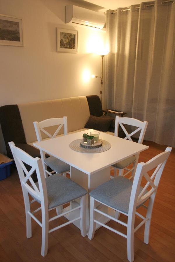 Studio Apartman Maria Cavle Luaran gambar