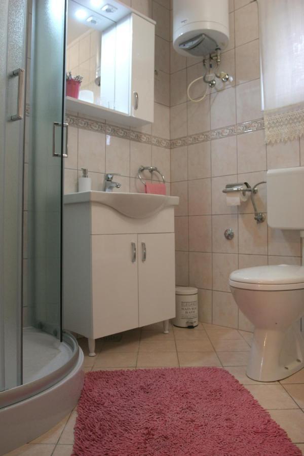 Studio Apartman Maria Cavle Luaran gambar